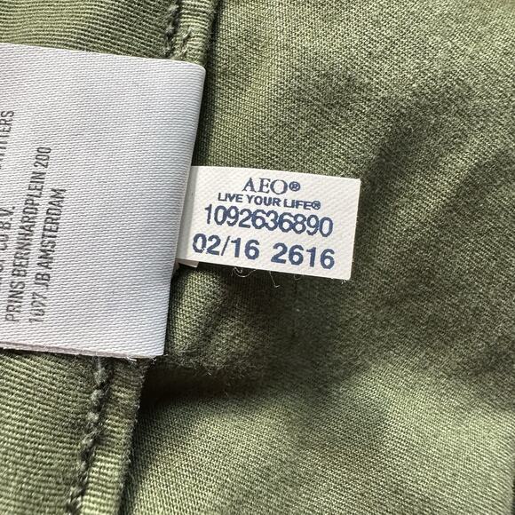 American Eagle Sz 6 Green Stretch Mid Rise Joggers Chino Twill Ankle Pants 31x26 - Picture 11 of 11